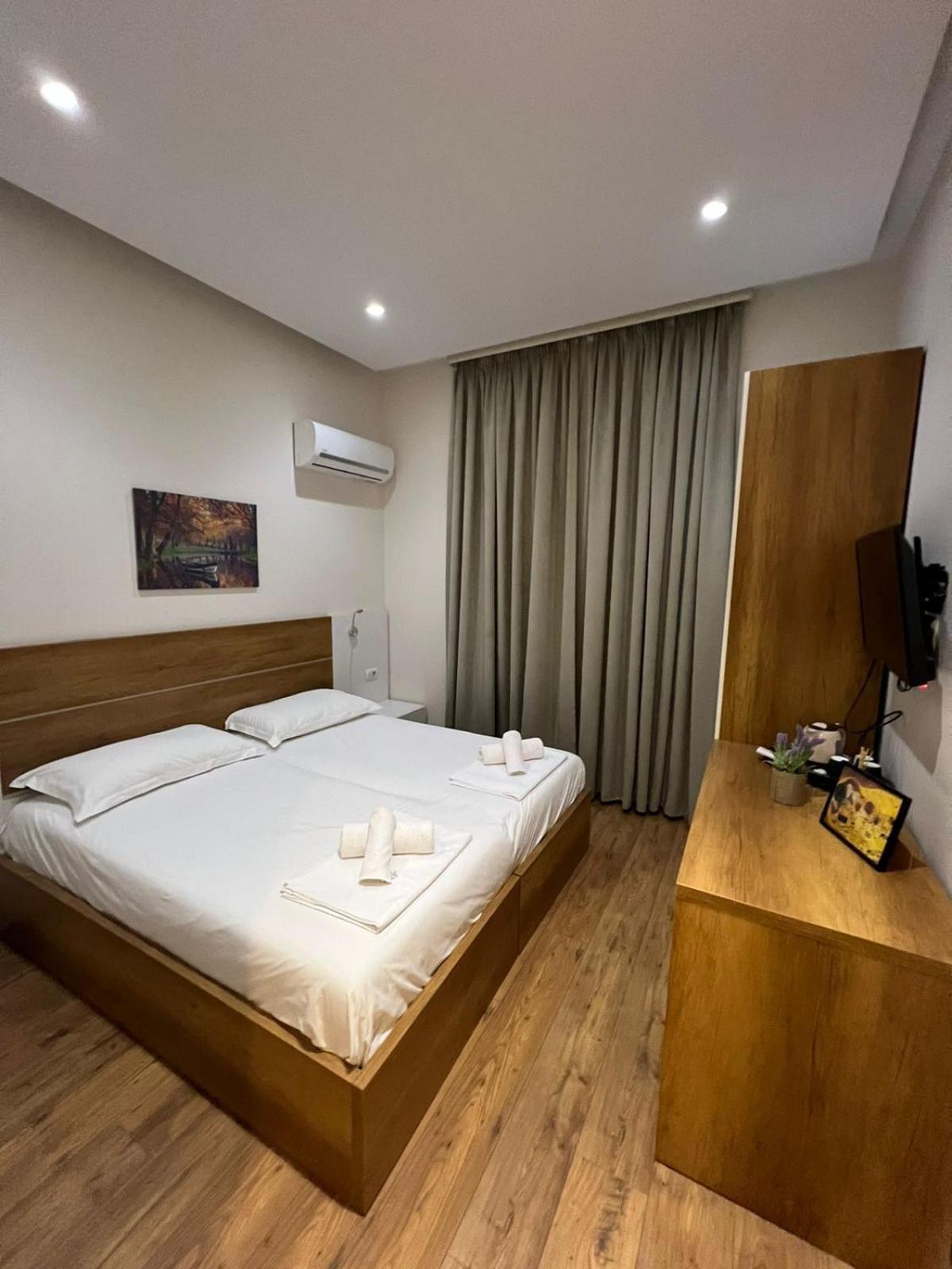Urban Room 2 Tirana Kültér fotó